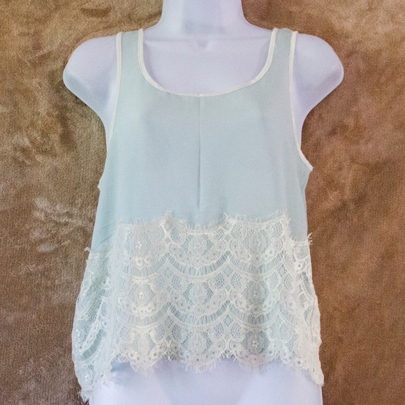 2/$20 Chole K Delicate Sheer w/ Lace Blouse Tank - Picture 3 of 5
